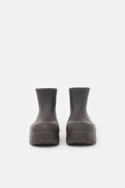 Bottega Veneta // Rubber Puddle Ankle Boot – VSP Consignment