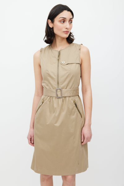Burberry // Beige Sleeveless Belted Dress VSP Consignment Burberry // Beige Sleeveless Belted Dress VSP Consignment