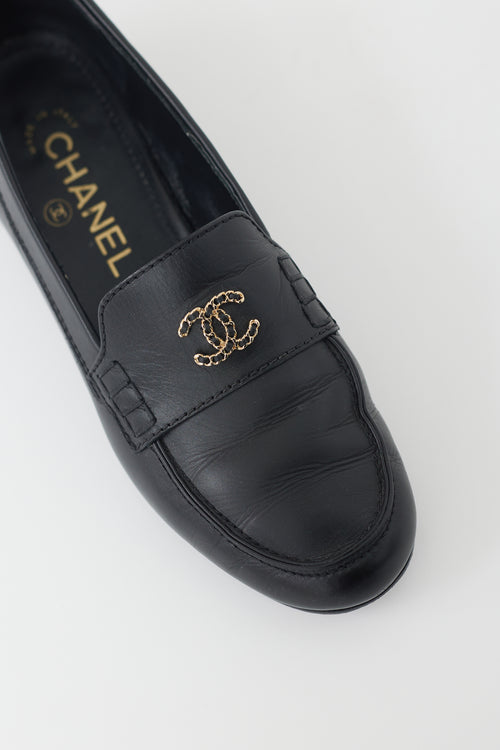 Chanel Black & Gold Leather Chainlink Loafer