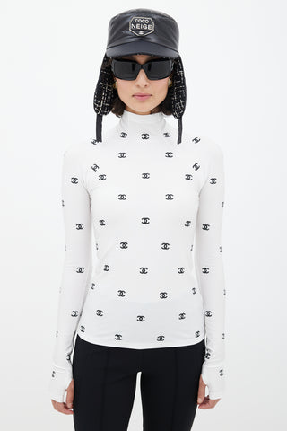 Chanel-Fall-2021-White-Black-
