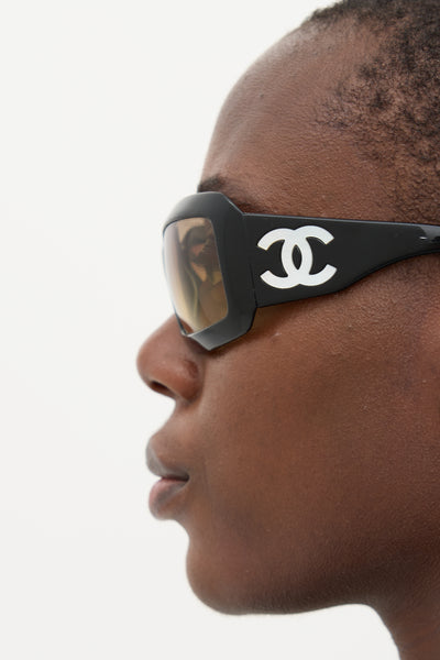 Chanel // 5076 H Rectangle CC Sunglasses – VSP Consignment