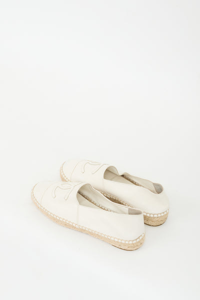 Chanel // White Leather CC Logo Espadrille – VSP Consignment