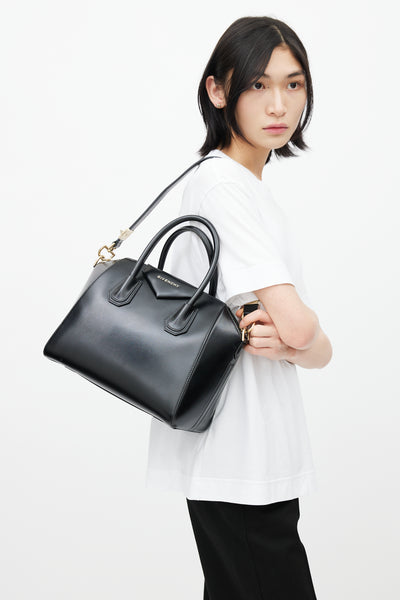 Givenchy // Black Antigona Magnolia Tote Bag – VSP Consignment