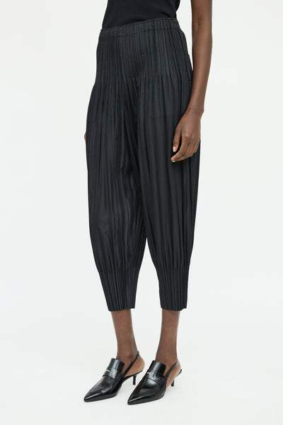 Pleats Please Issey Miyake // Pleated JF Pant – VSP Consignment