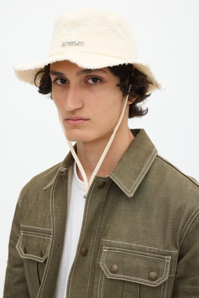 帽子 Jacquemus Le Bob Ahaut Bucket Hat Le Bob Artichaut bucket hat in white - Jacquemus | Mytheresa