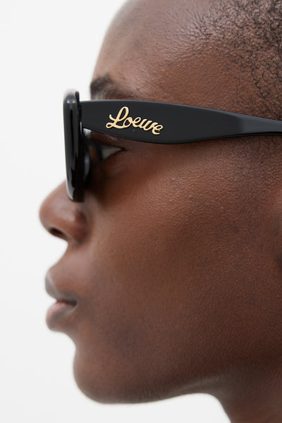 LOEWE Curvy Cat Eye Sunglasses Style #: LW40096I w/ BRANDED Case & Dustcloth EUC Loewe sunglasses w - Gem main image 3