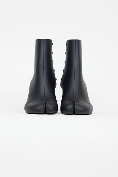 Maison-Margiela-Black-Rubber-