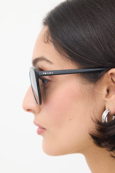 Prada // Black SPR02V Tapered Sunglasses – VSP Consignment