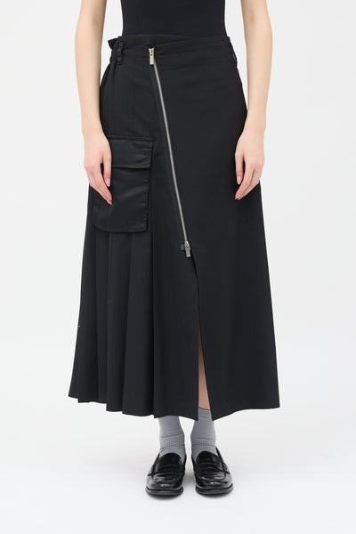 Sacai-Pleated-Zipper-Skirt-