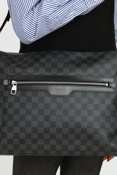 LOUIS VUITTON Damier Graphite Mick GM 1264558