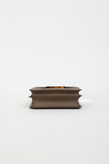 Hermès 2019 Etoupe Epsom Constance 24 Bag