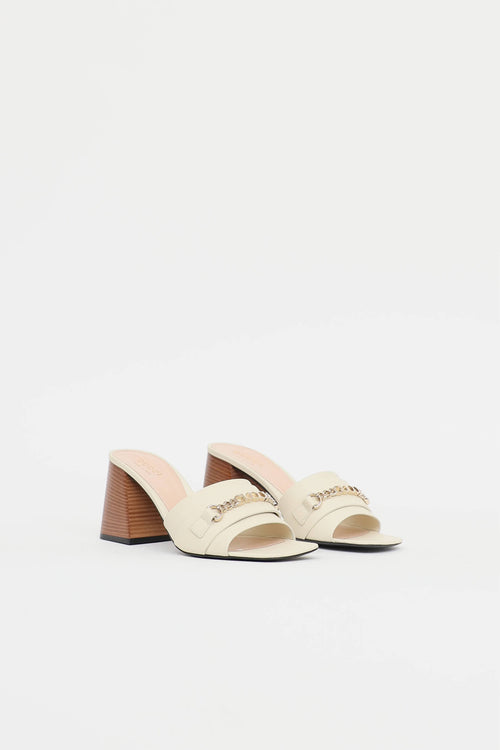 Gucci Leather Signoria Sandal