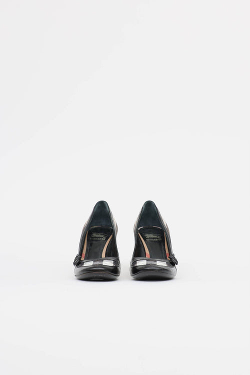Burberry Nova Check Pump