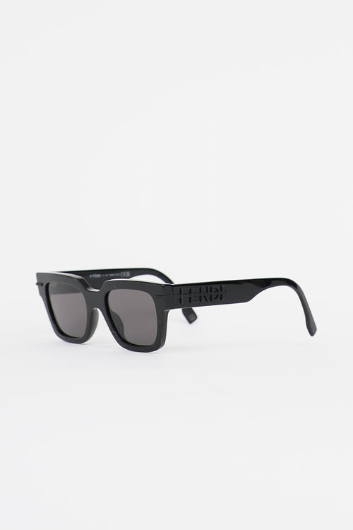 Fendi FE400781 Sunglasses