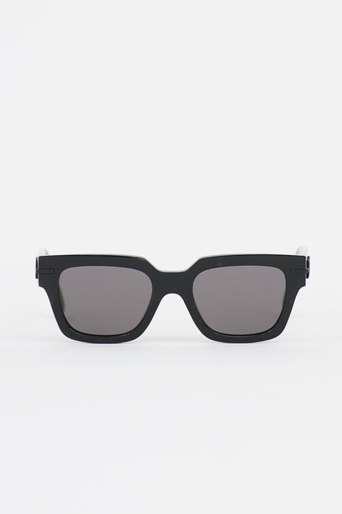Fendi FE400781 Sunglasses