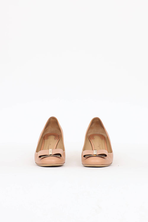 Ferragamo Capu Bow Pump