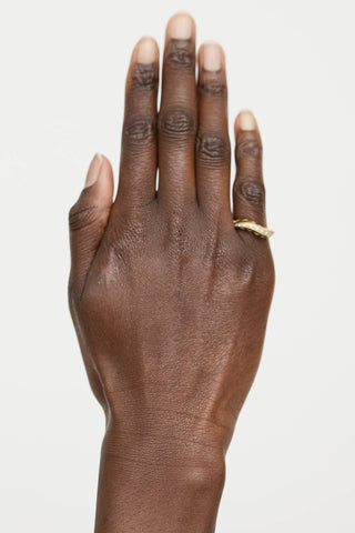 Fine Jewelry18K Yellow Gold Diamond Heart Wave Ring