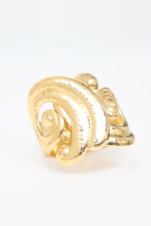 Carole Tanenbaum Vintage for VSP Barrera For Avon Hammered Bracelet
