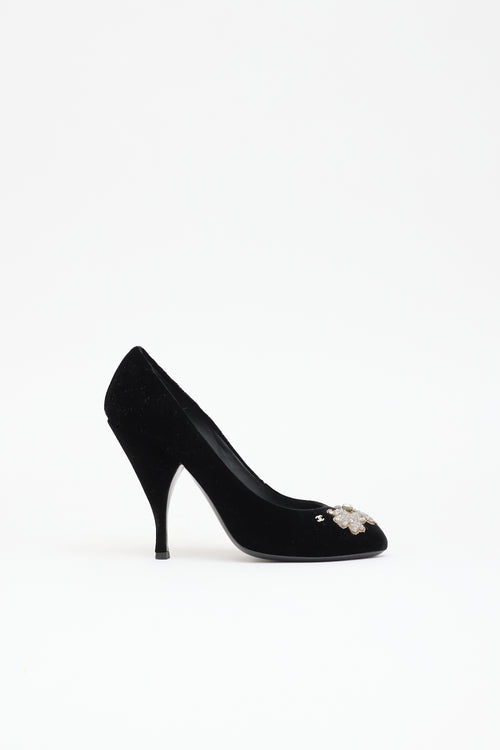 Chanel Velvet CC Pump