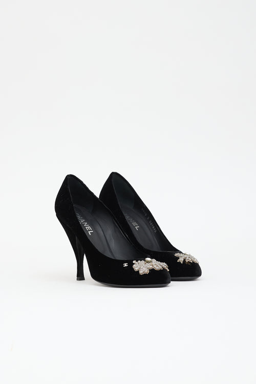 Chanel Velvet CC Pump