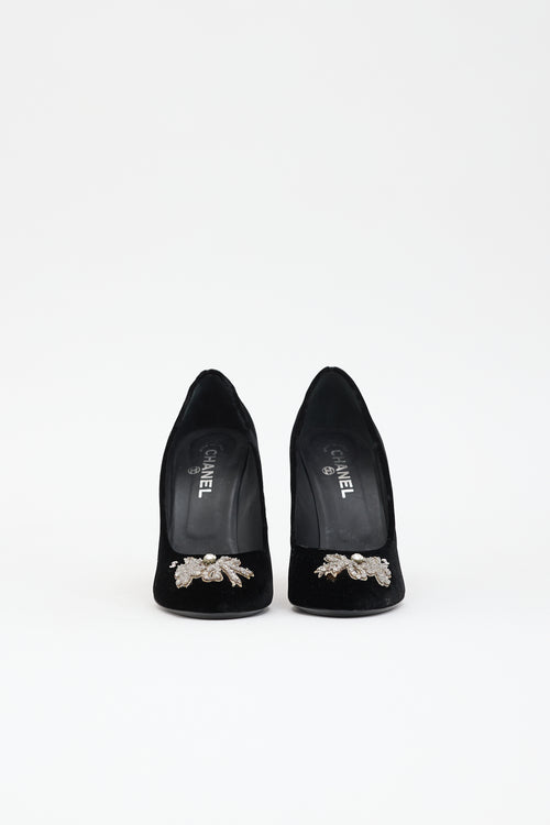 Chanel Velvet CC Pump