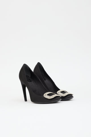 Roger Vivier Satin Trompette Pump