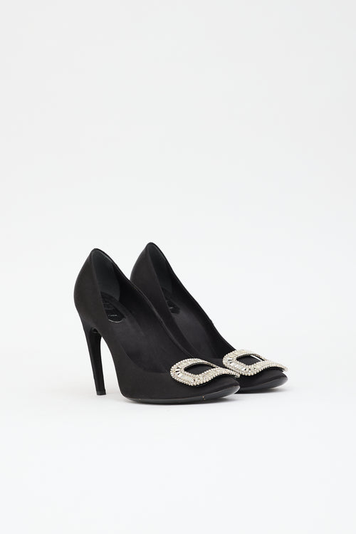 Roger Vivier Satin Trompette Pump