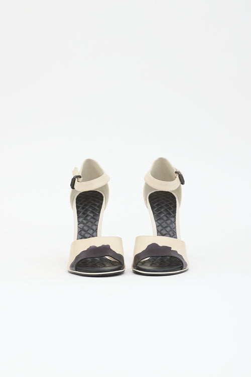 Bottega Veneta Leather D'Orsay Pump