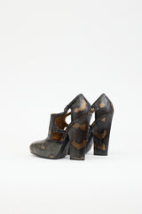 Bottega Veneta Leather Printed Cutout Pump