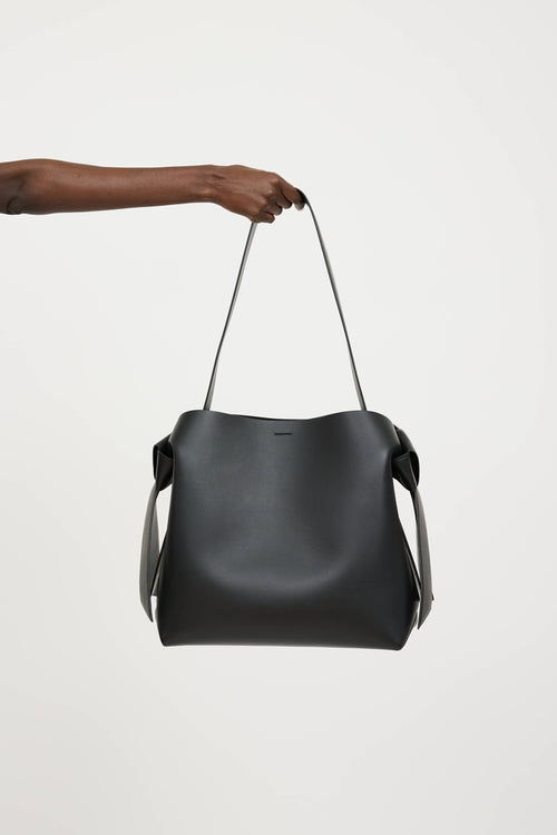 Acne StudiosLeather Musubi Knotted Bag