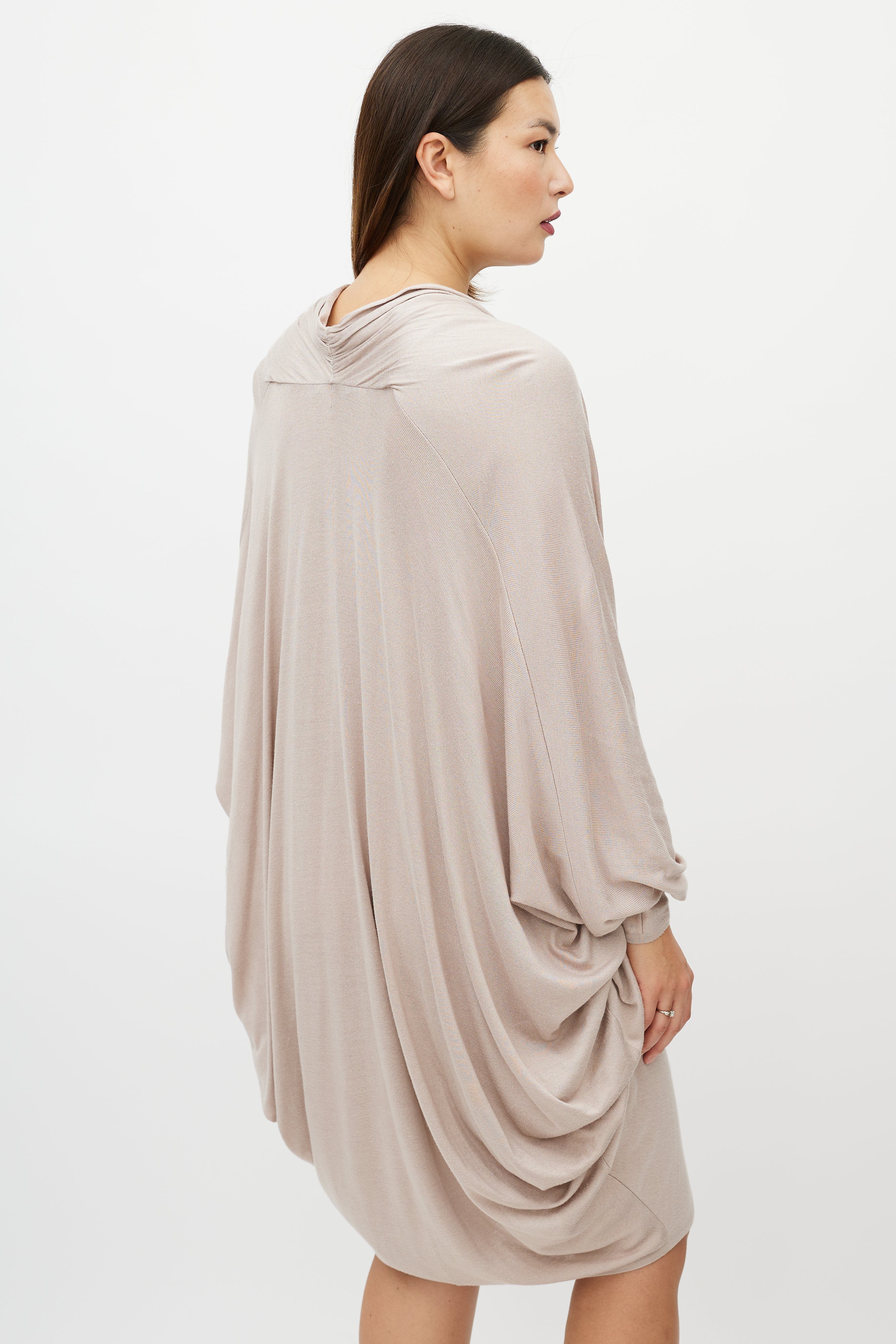 McQueen // Beige Knit Sweater Dress VSP Consignment McQueen // Beige Knit Sweater Dress VSP Consignment