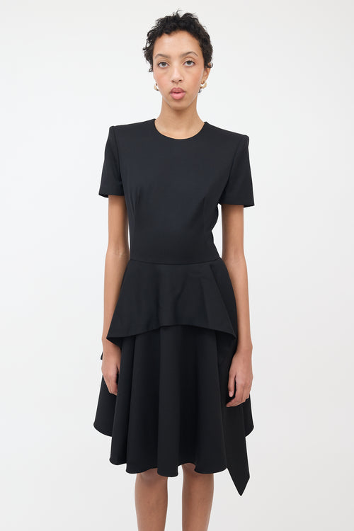 Alexander McQueen Black Wool Tiered Short Sleeve Dress