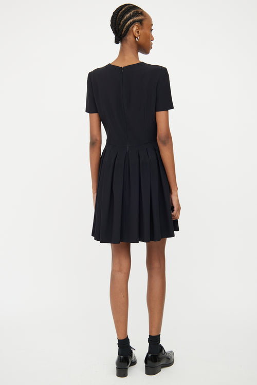 Alexander McQueen Black Pleated Short Sleeve Dress