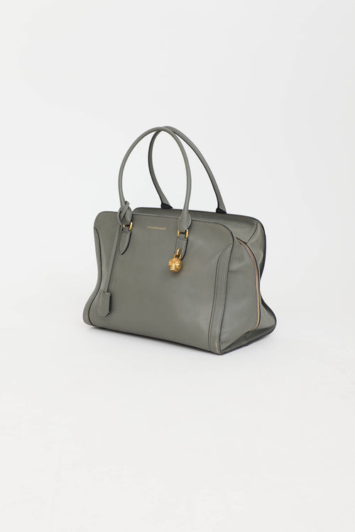 Skull Padlock Bag