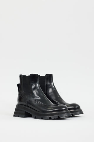 Alexander McQueen Black Leather Wander Chelsea Boot