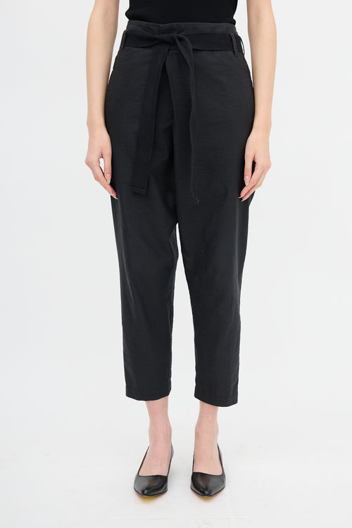 Brunello Cucinelli Belted Tapered Trouser