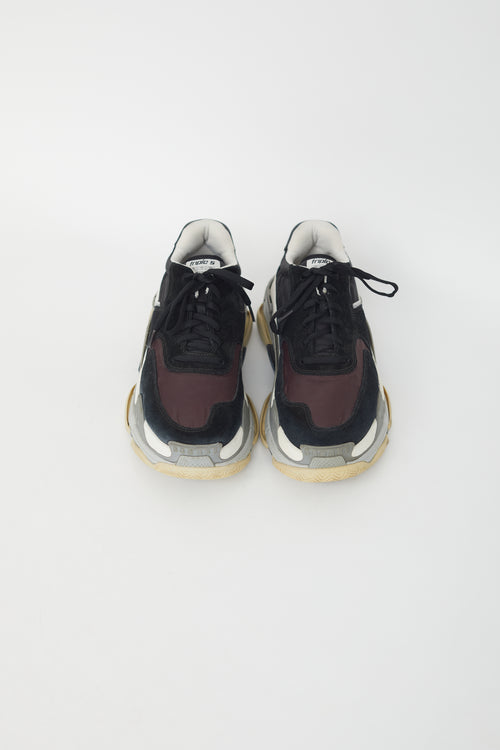 Balenciaga Black & Grey Triple S Sneaker