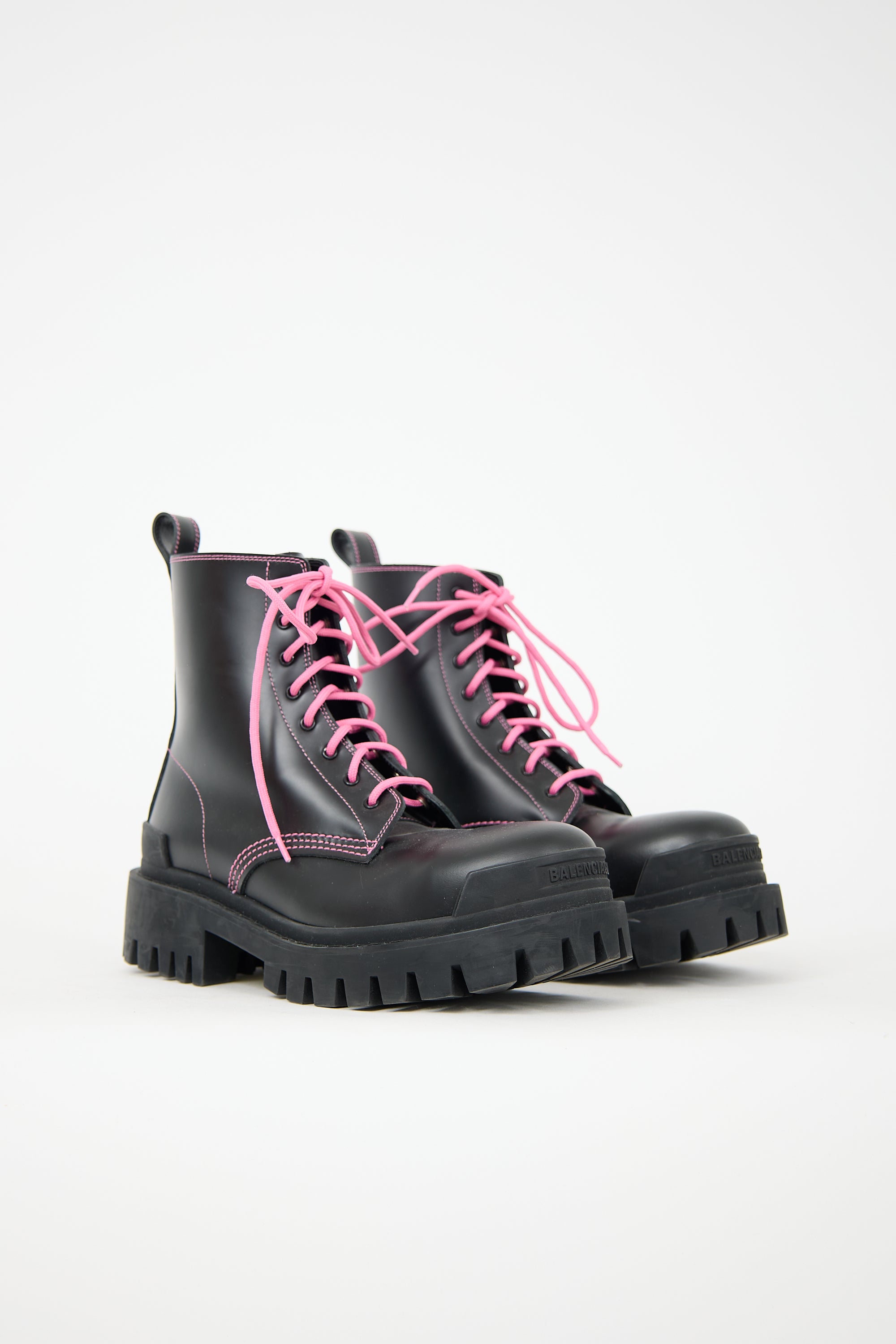 Balenciaga // Leather Strike Combat Boot – VSP Consignment