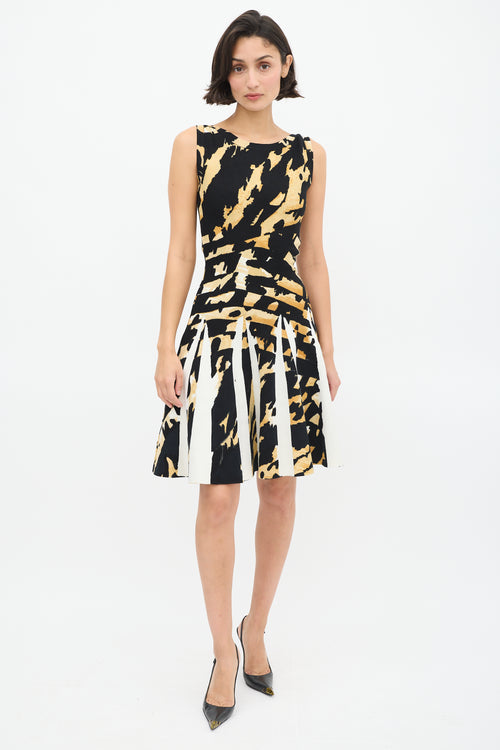 Blumarine Black & Yellow Knit Graphic Skater Dress