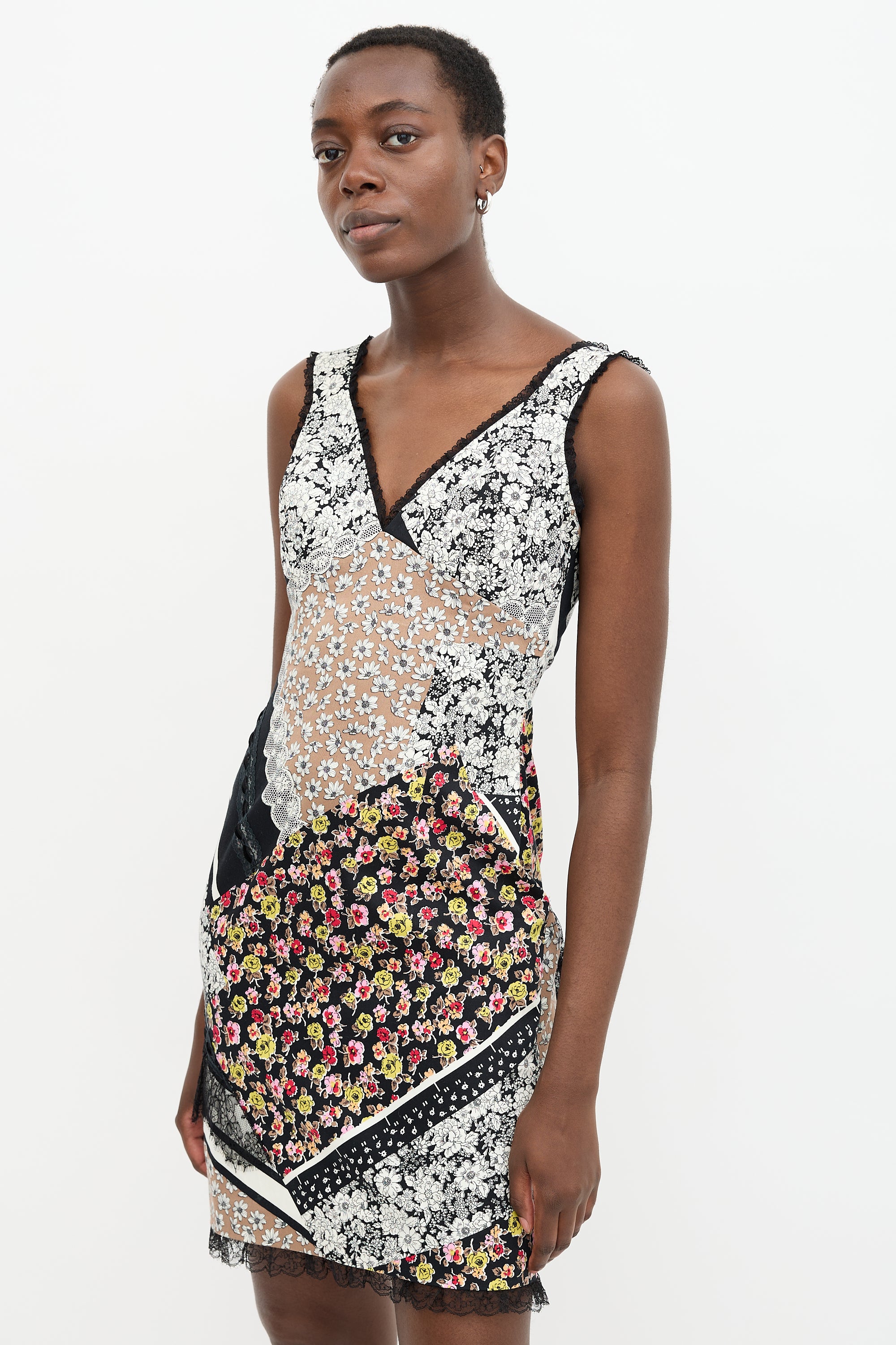 Blumarine // Floral Patchwork Mini Dress VSP Consignment Blumarine // Floral Patchwork Mini Dress VSP Consignment