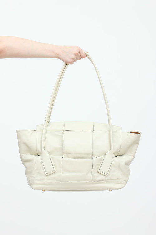 Bottega Veneta Leather Arco Slouch Bag