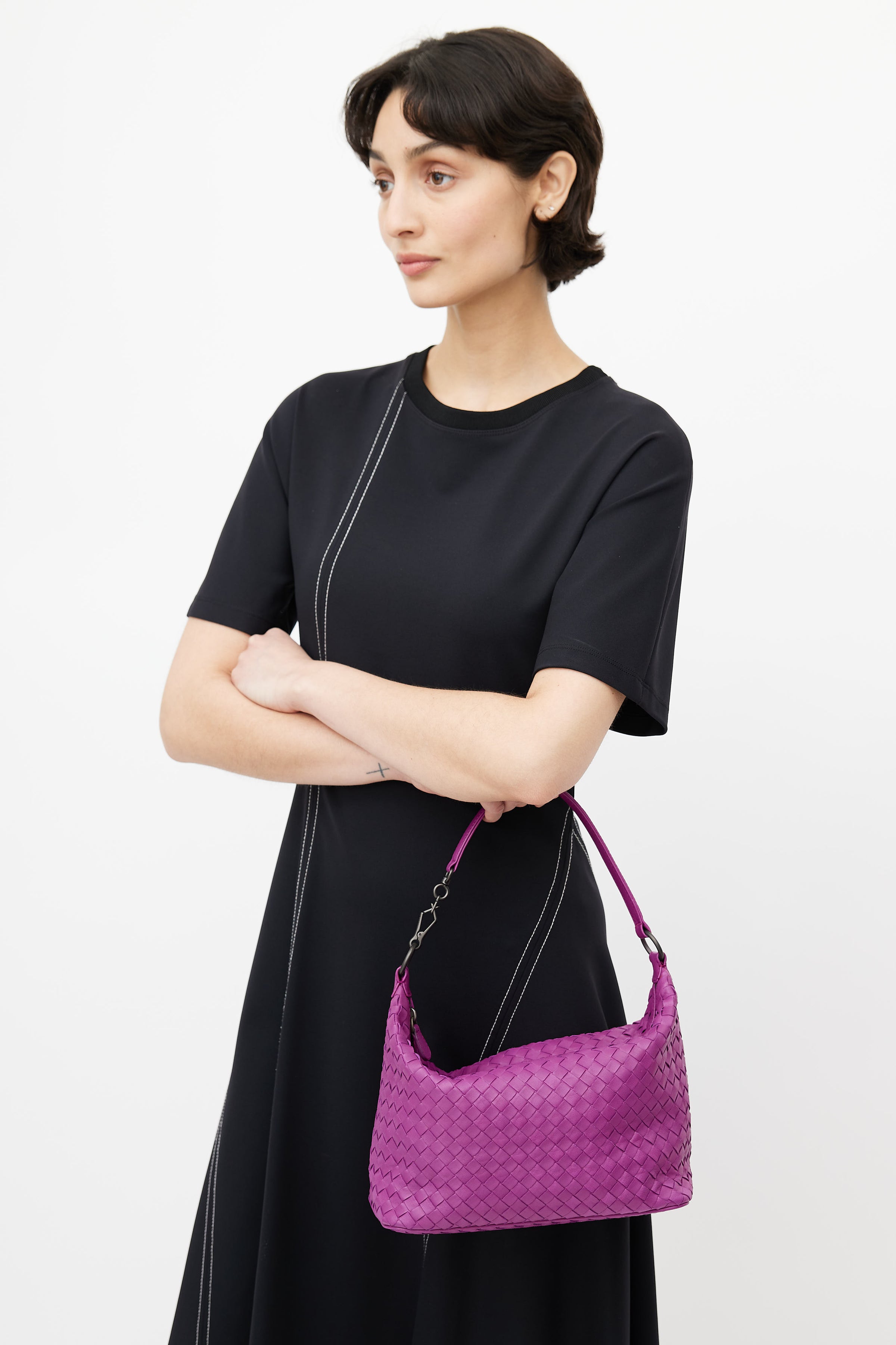 Bottega Veneta // Purple Intrecciato Weave Zip Shoulder Bag – VSP