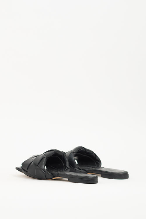 Bottega Veneta Black Leather Lido Slide