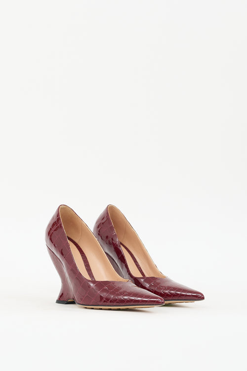 Bottega Veneta Burgundy Embossed Patent Leather Punta Wedge Pump