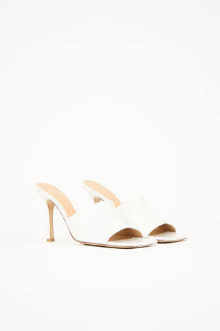 Bottega Veneta Leather Stretch Mule