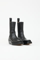 Bottega Veneta Leather Lean Chelsea Boot