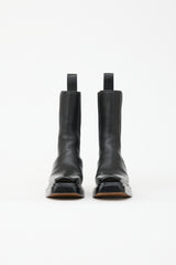 Bottega Veneta Leather Lean Chelsea Boot