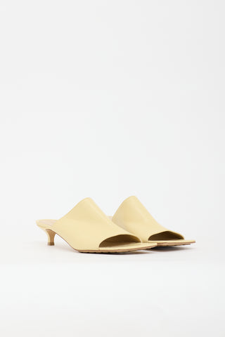 Bottega Veneta Leather Stretch Mule