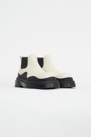 Bottega Veneta Cream & Black Leather Platform Chelsea Boot