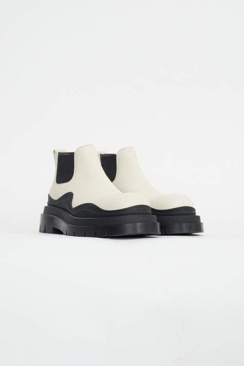 Bottega Veneta Cream & Black Leather Platform Chelsea Boot